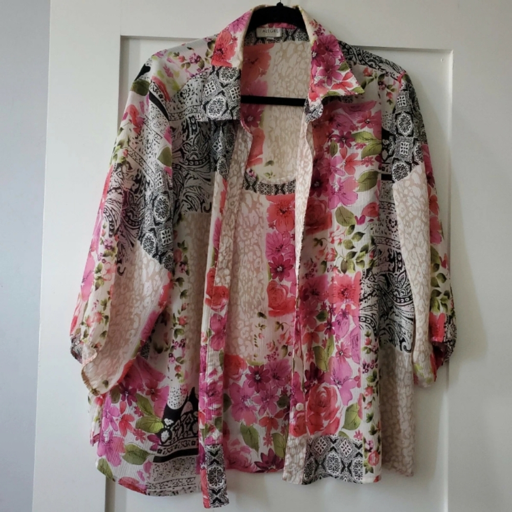 D' Alegre sz 42 European or sz XL Beautiful Floral Button Down Top Set